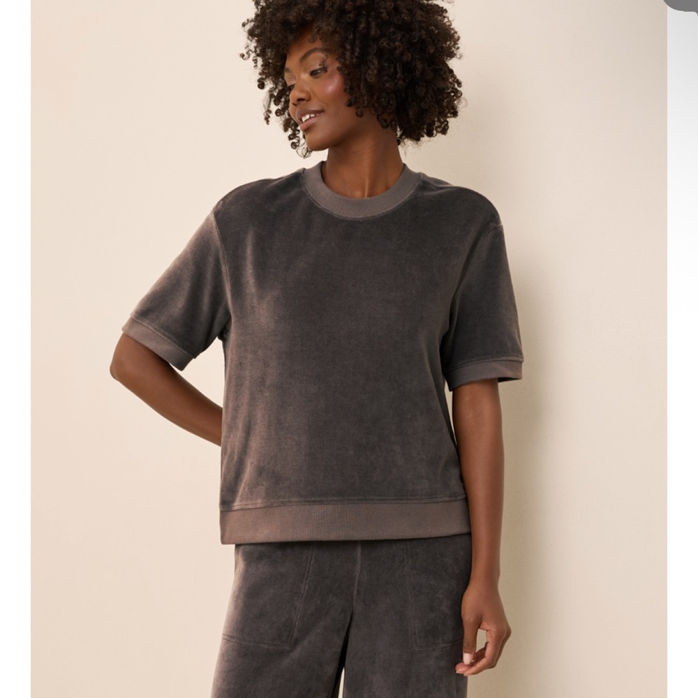 Women's Short-Sleeve Velvet Track Top - Charcoal